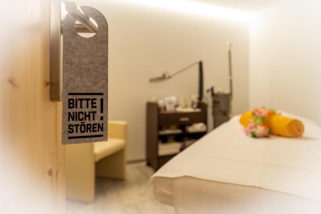 Hotel Schoene Aussicht Hornberg Bagian luar foto