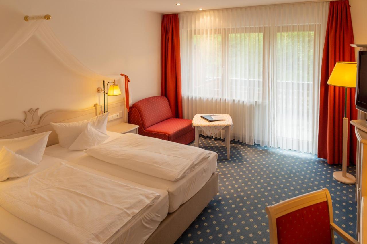 Hotel Schoene Aussicht Hornberg Bagian luar foto