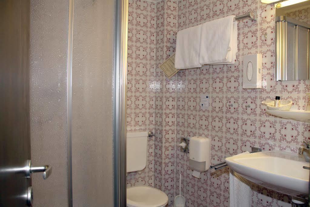 Hotel Schoene Aussicht Hornberg Bagian luar foto